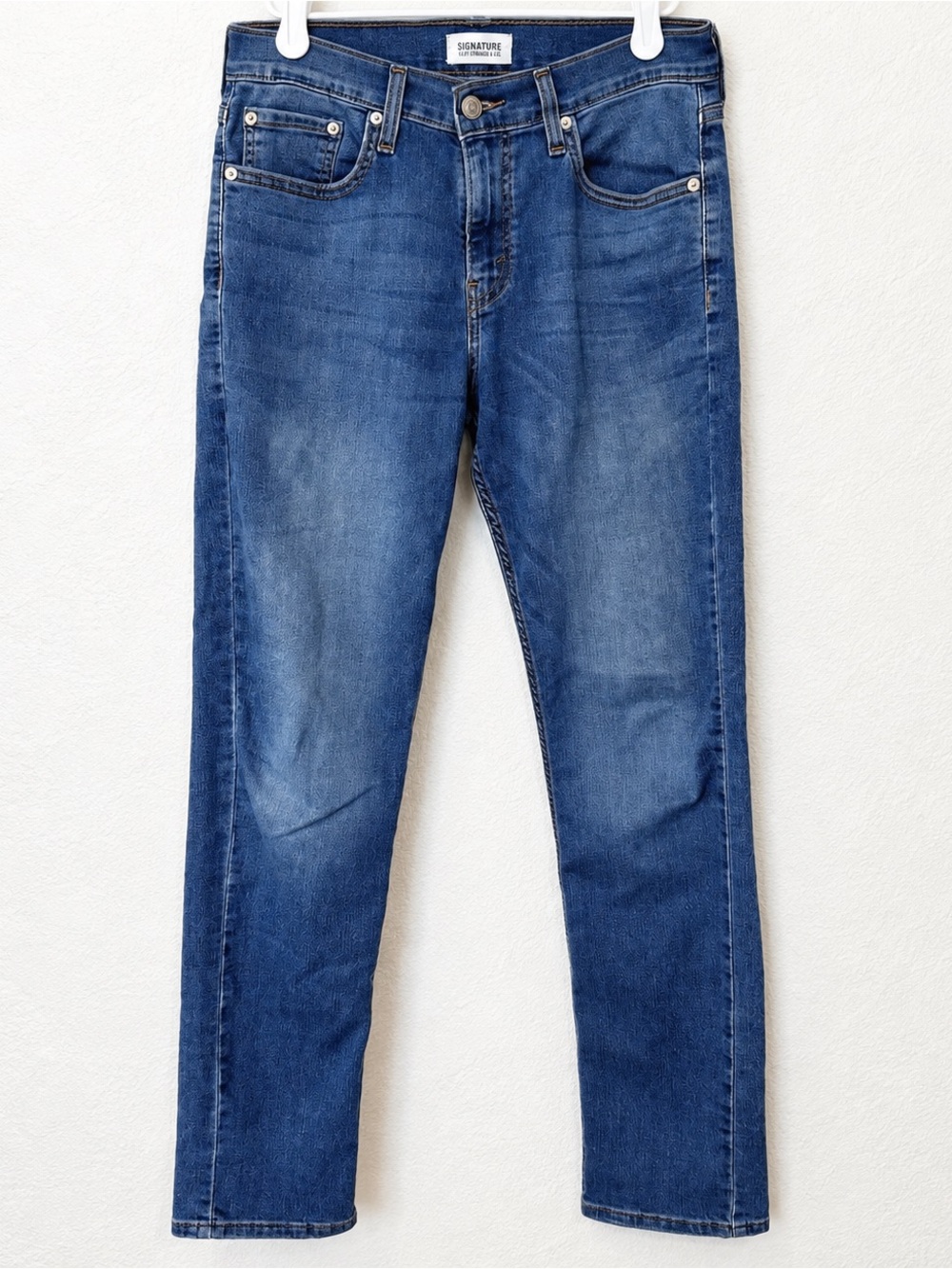 Signature By Levi Strauss Slim fit Jeans Medium Wash Denim Regular Fit 30x32